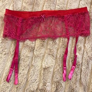 Mimi Holliday Damaris Garter